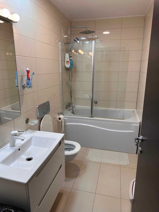 Studio de închiriat în Cosmopolis – proprietar, loc de parcare inclus