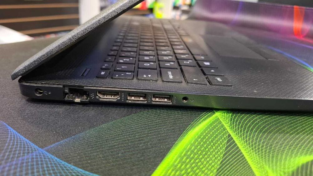 Ноутбук HP Laptop 15