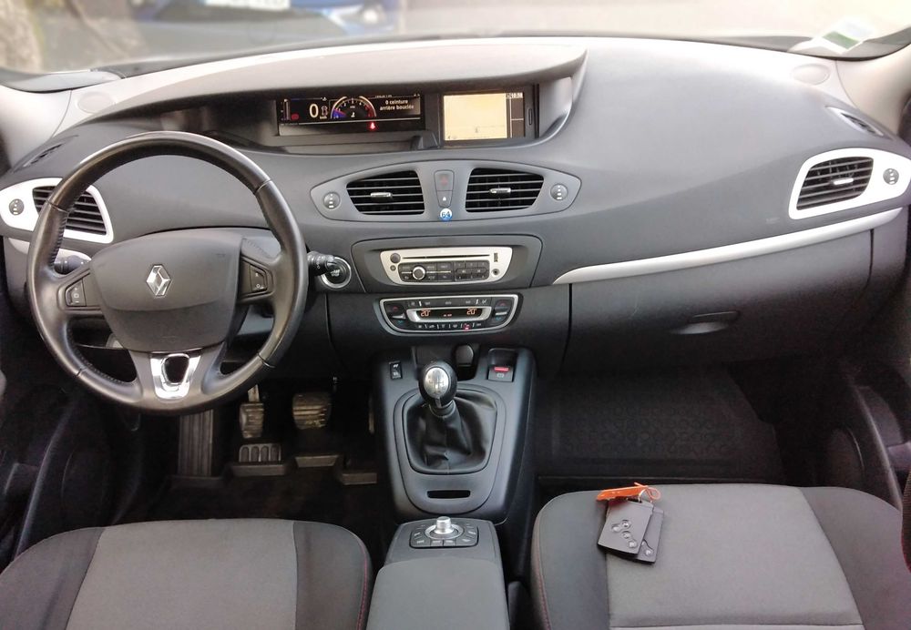 Renault Scenic 3/11.2014/1.5 Dci 110 CP