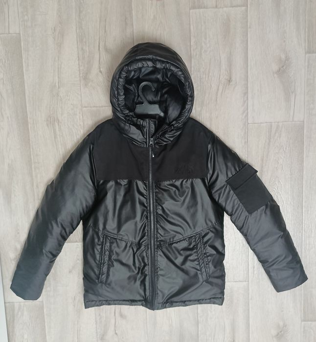 Продам зимнюю куртку