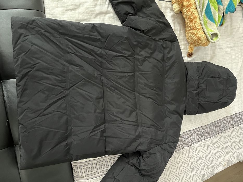 Бомбър Armani  и пухинка Armani