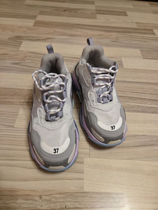 Оригинални маратонки Balenciaga 37 номер