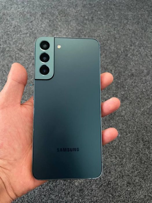 Samsung s 22 plus
