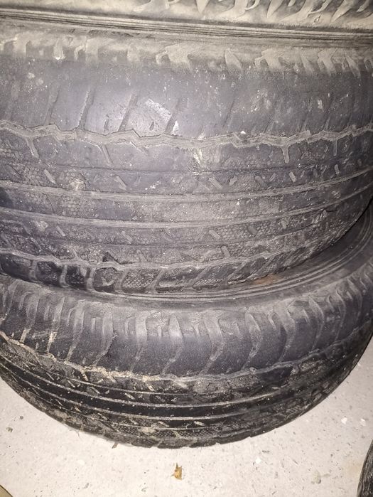 Продам Пару шин 265/65 R17