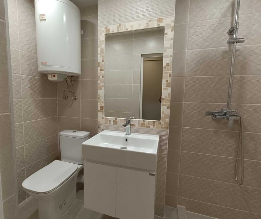 Продава се Двустаен апартамент в Варна, Център - 61 кв.м за 1421 €/кв.м - Снимка #12