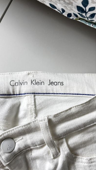 Дънки Calvin Klein 28/32