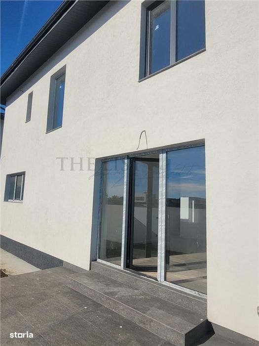 De Vanzare | Casa cu 5 camere | Tunari