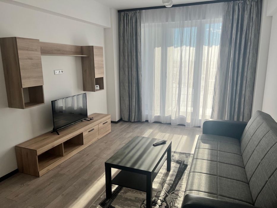 Inchiriez apartament mr 6 bloc nou
