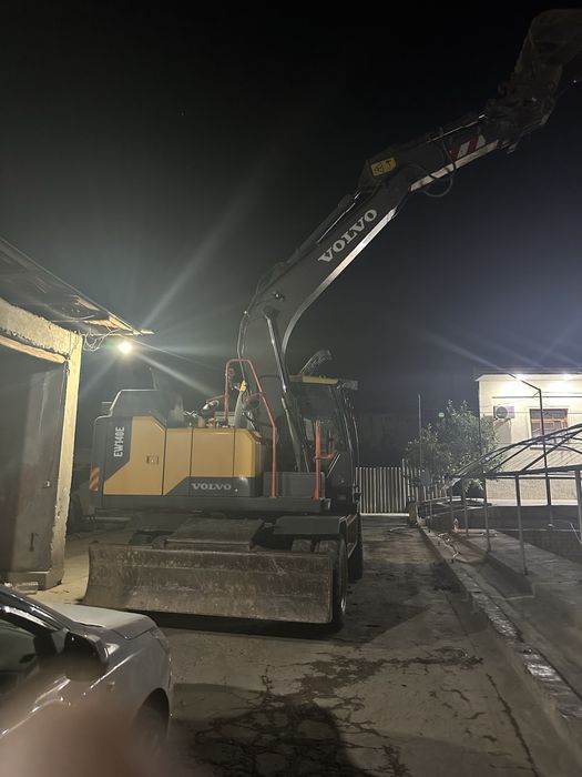Ekskavator xizmati 140 volvo mini 60 volvo 10 yil staj sifatka kafolat