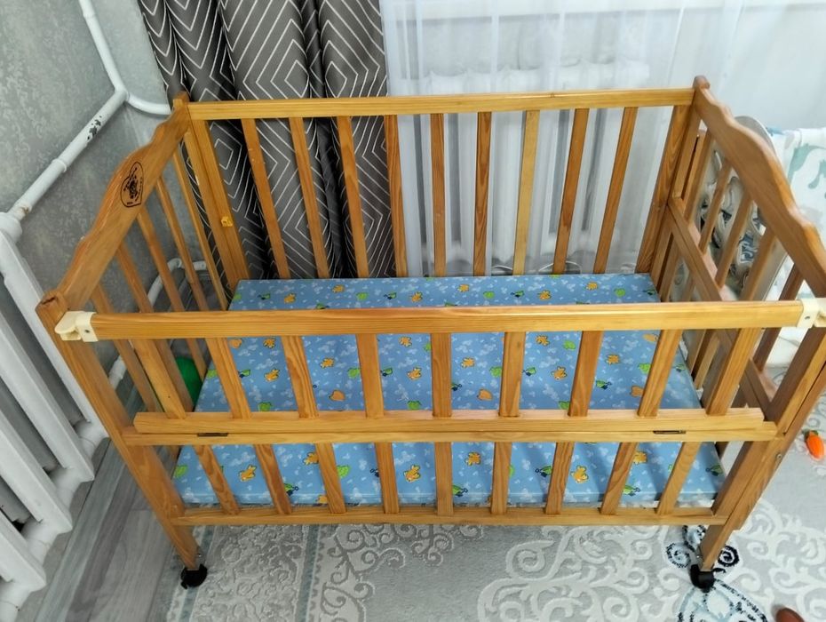 Манеж  сатылады.