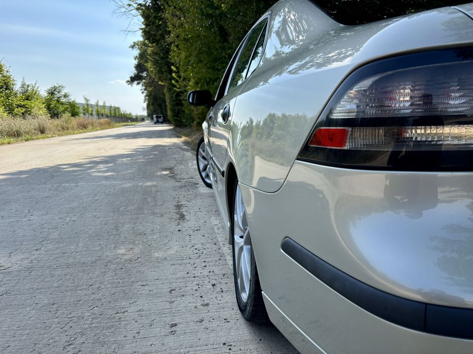 Saab 9-3 Sedan 2005