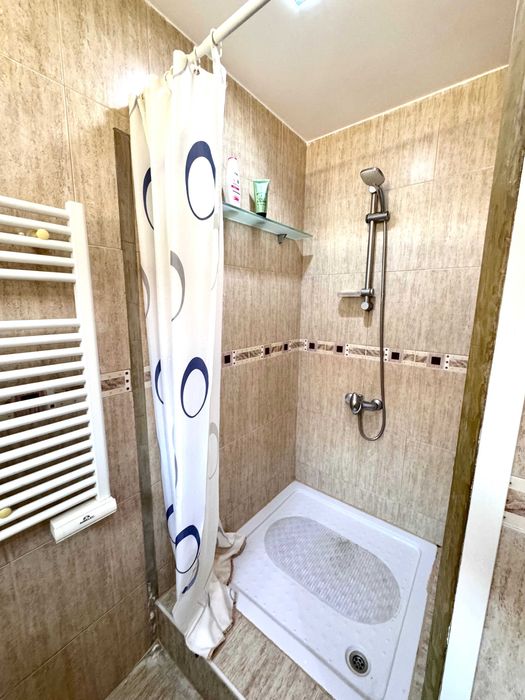 Дава се под наем Тристаен апартамент в Пловдив, Гагарин - 120 кв.м за 612 € - Снимка #12