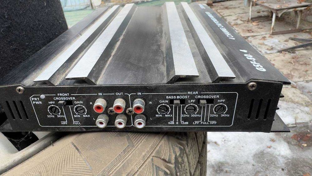 Продам сабвуфер JBL