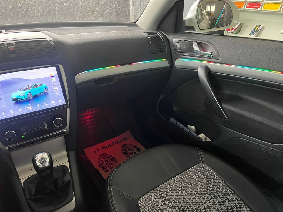 Lumini ambientale LED - SKODA