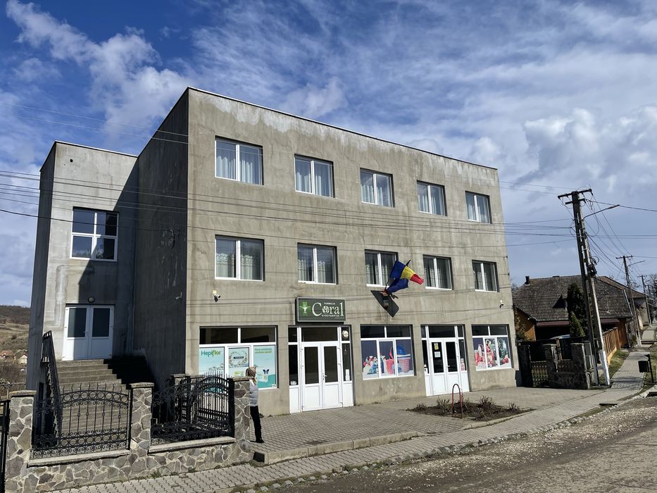 Spațiu comercial de închiriat în Șincai, jud. Mureș