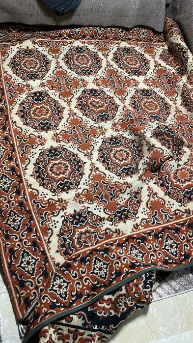 кафяв двустранен килим