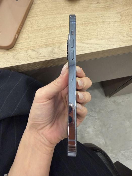 13 pro max 256 в идеальном состояние