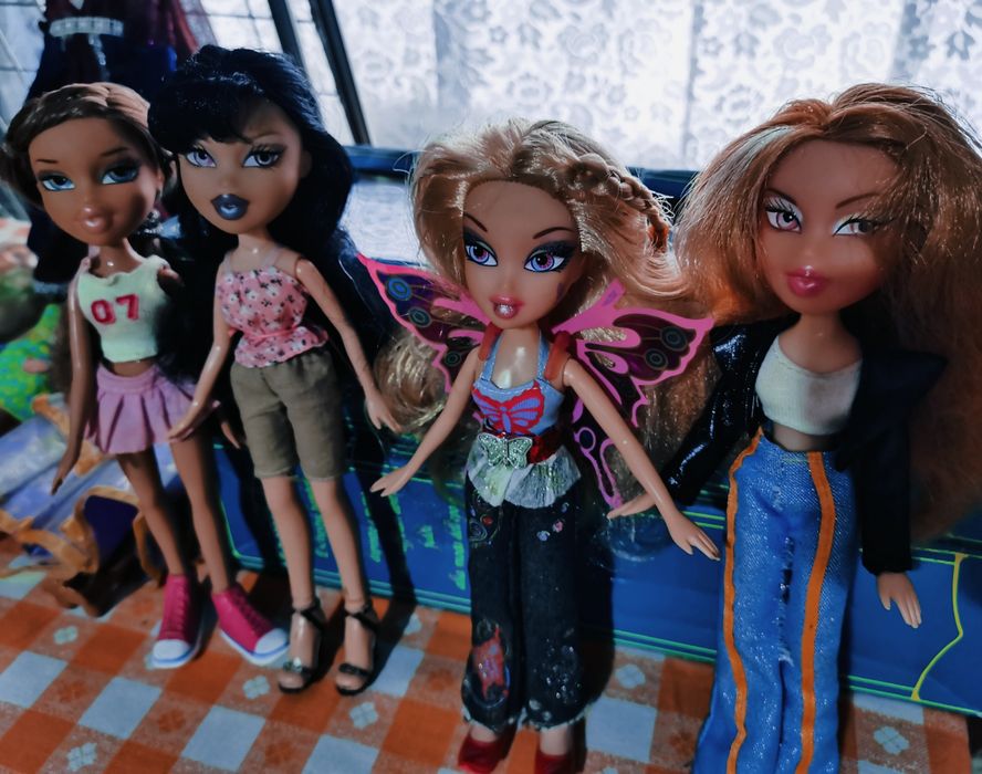 Păpuși barbie, Bratz, Disney etc.