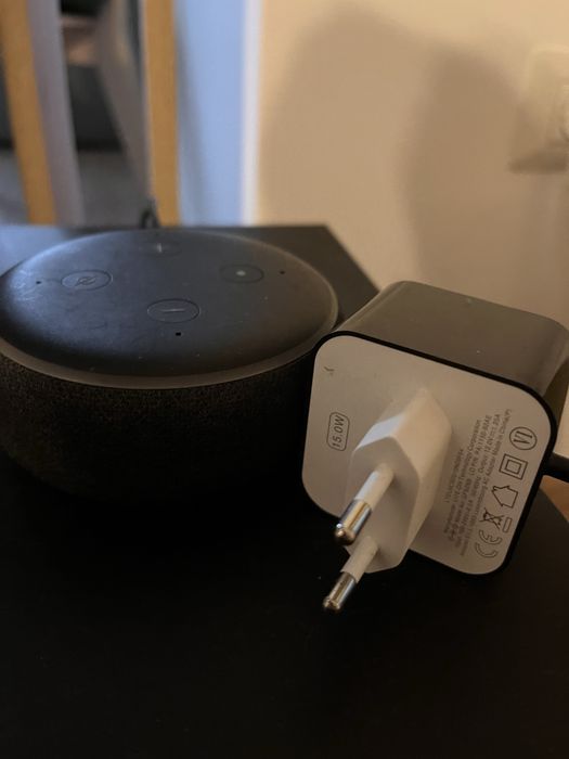 Boxa inteligenta Amazon Alexa Echo Dot 3 asistent virtual inteligent