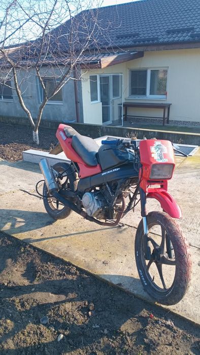 Vand sau schimb motor de 250 4t cu masina de camp sau cu cross