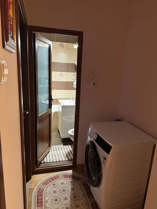 Apartament , 3 camere , etajul 3/4 , Târgu Cărbunești , Gorj