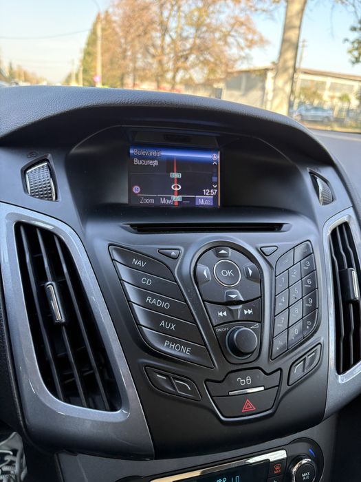 Vând Ford Focus MK3