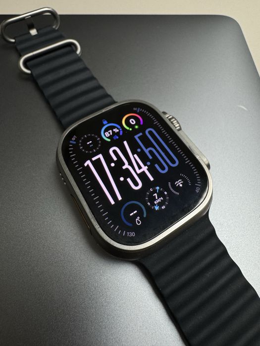 Apple Watch Ultra часы