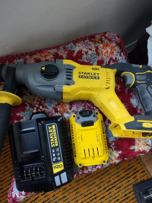 Proiector  Makita