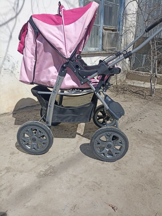 Продам детскую коляску.