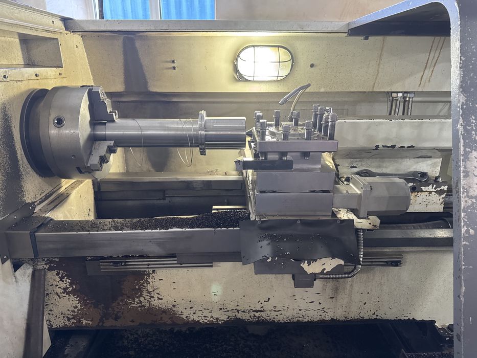 Токарный станок с ЧПУ