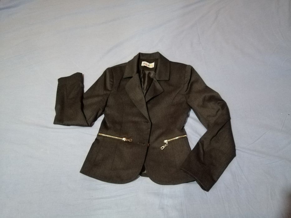 Школьная  форма новая