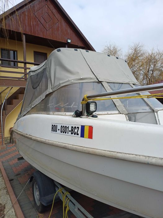 Barcă de vanzare