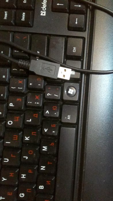 Продам новую клавиатуру