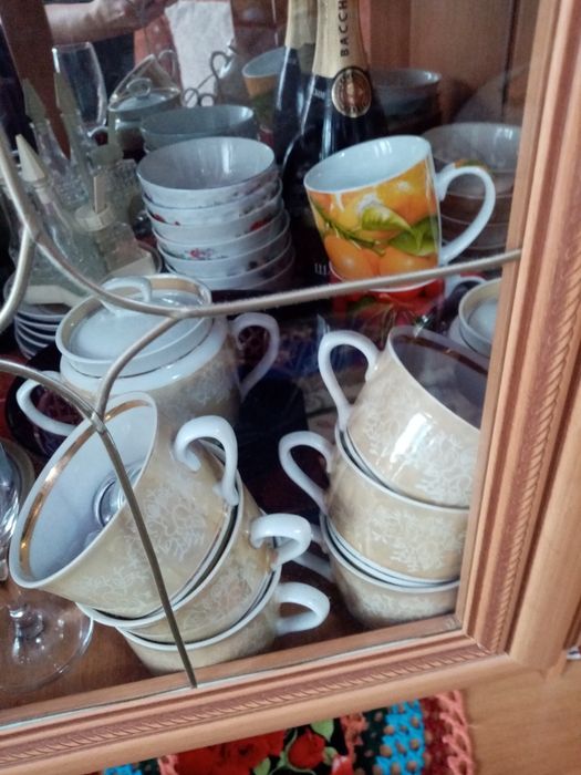 Хрусталь, посуда.