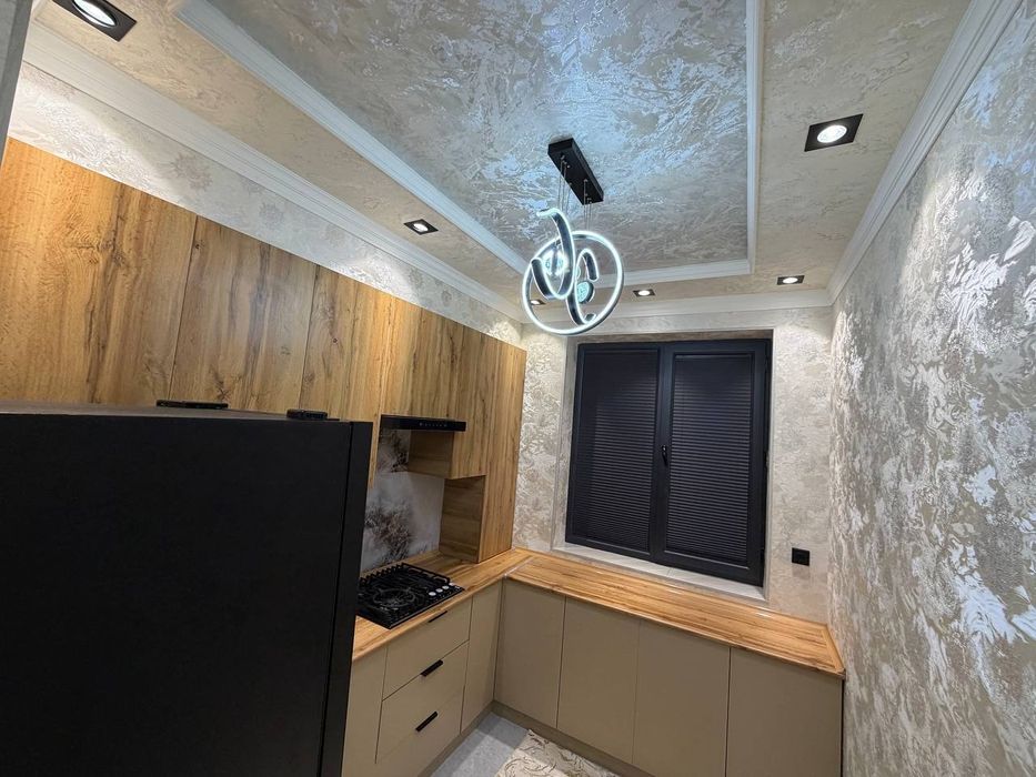 Сотилади!! Сергели Мошина бозор 98 м² дуплекс 4 хонали (У́зимники)