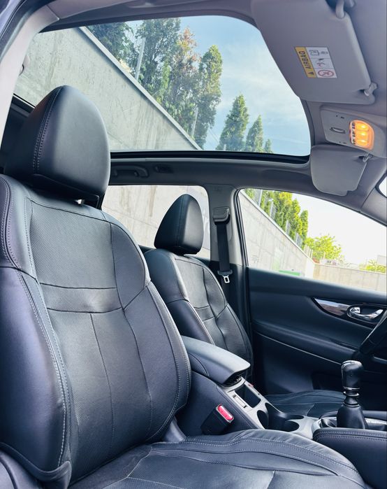 Qashqai Tekna/Full piele perforata/Panoramic/Camere 360/Jante 19/Lane assist/Blind Spot/Brake assist/Garantie 12 luni