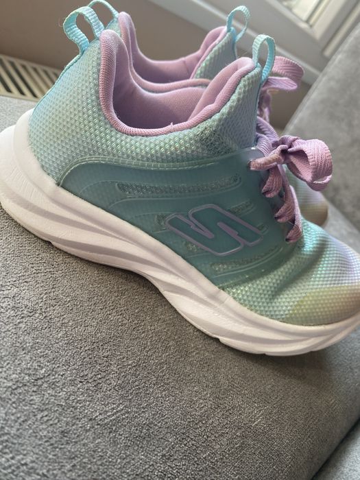 Маратонки Skechers