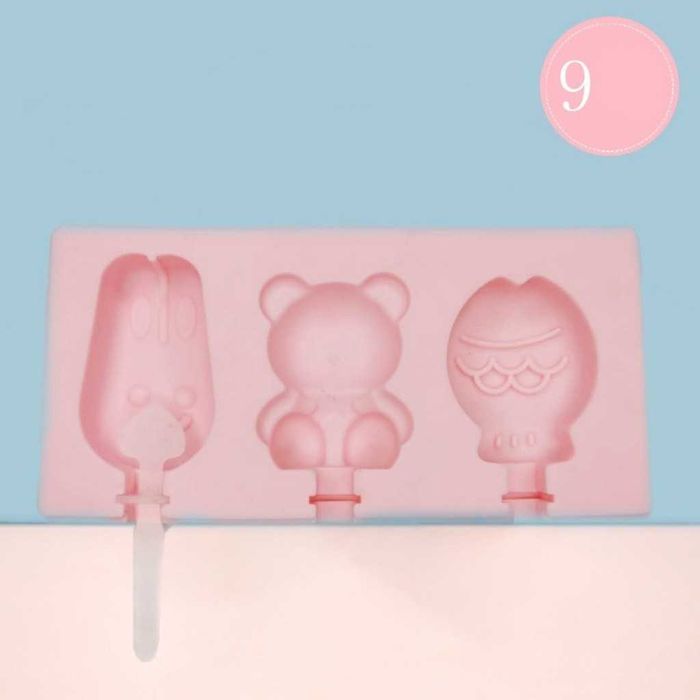 Силиконова форма за сладолед за многократна употреба.