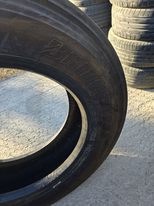 Anvelope de directie 275-70r22.5 Bridgestone