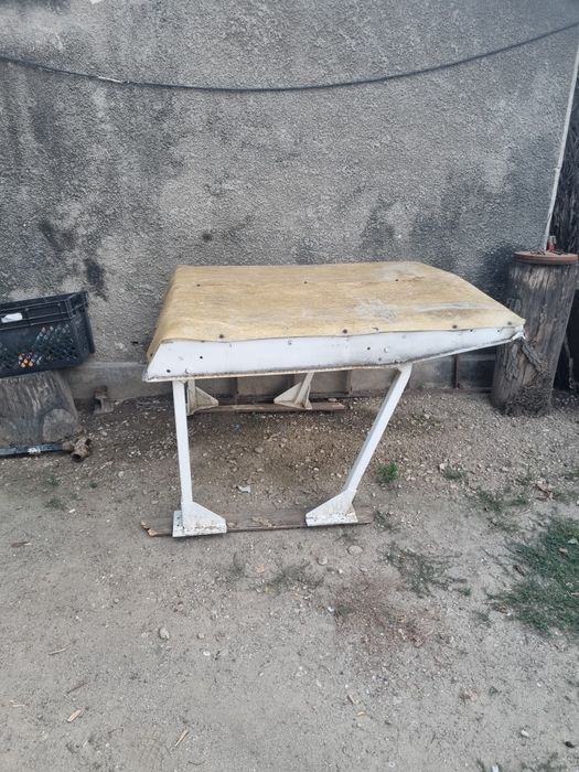 Vând semi cabină pentru tractor fiat