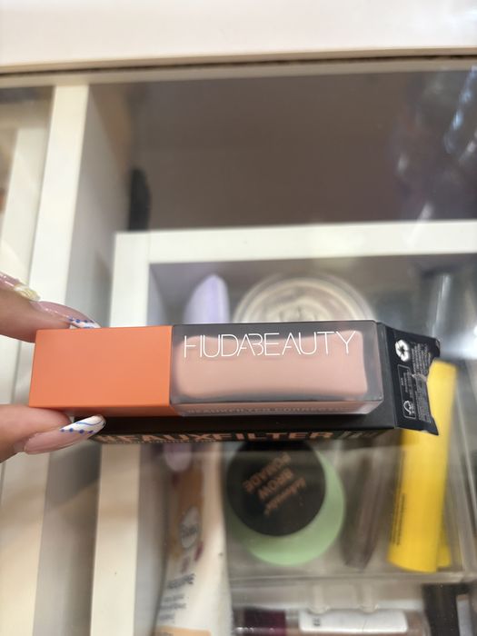 Huda color corrector