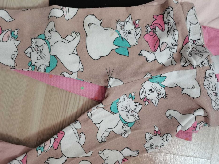 Pantaloni mărimea 80