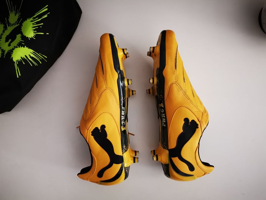 Ghete fotbal Puma PWR-C 1