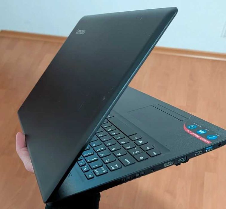 Laptop Lenovo ideapad 110-15ACL – Performanță Solidă și Baterie Foarte Bună