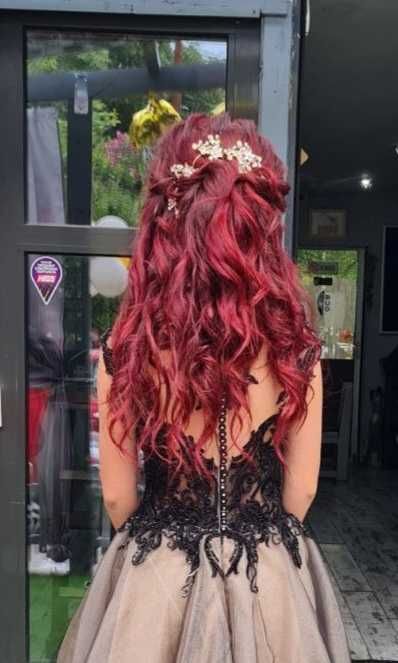 Рокля за абитюрентка