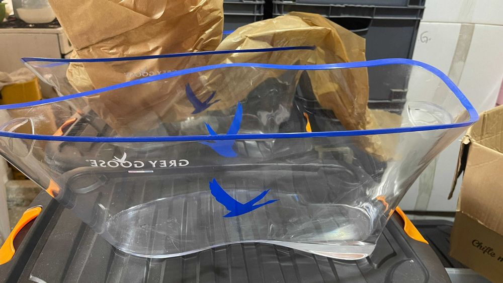 Cadou sarbatori Set pahare/ Frapiera Dom. Hennesey, Mo et