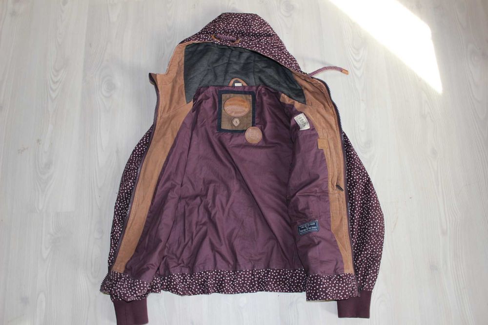 Geaca iarna femei NAKETANO, Brave New World, marime L