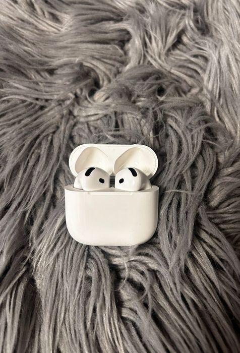 AirPods 4 nou sigilat