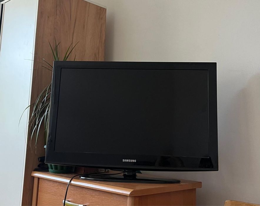 Телевизор Samsung б/у