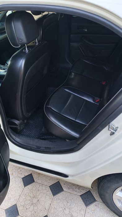 Chevrolet Malibu 1